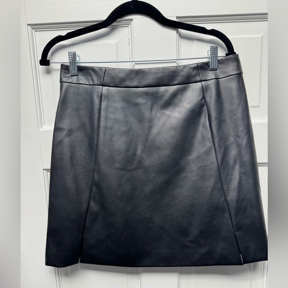 Banana Republic leather skirt Black Faux Leather A-Line Skirt